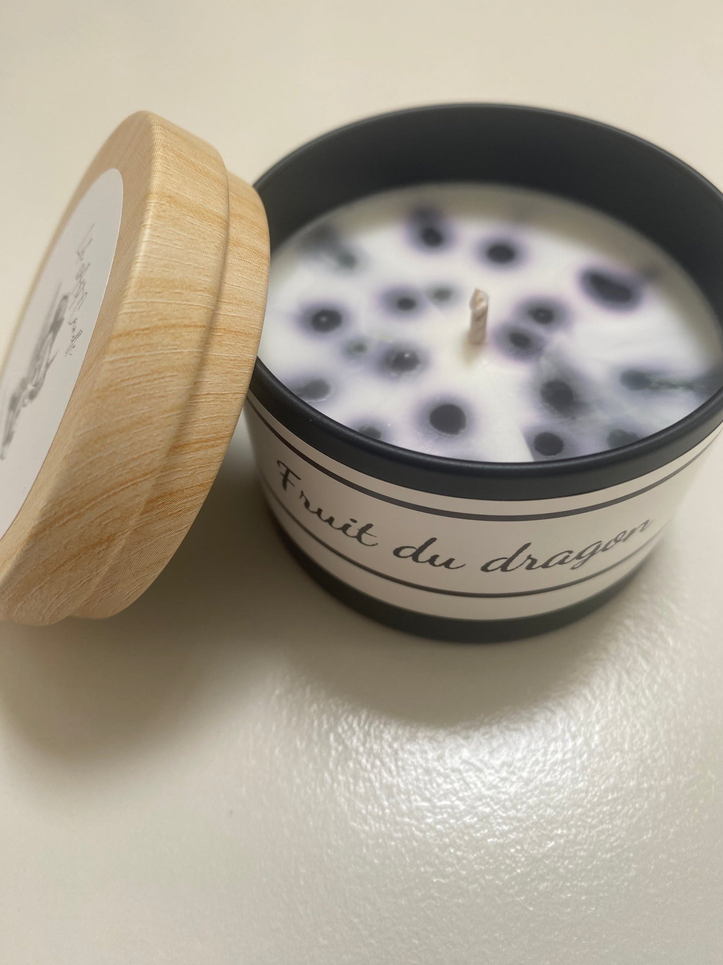 Bougie coulée Fruit du dragon ~100g