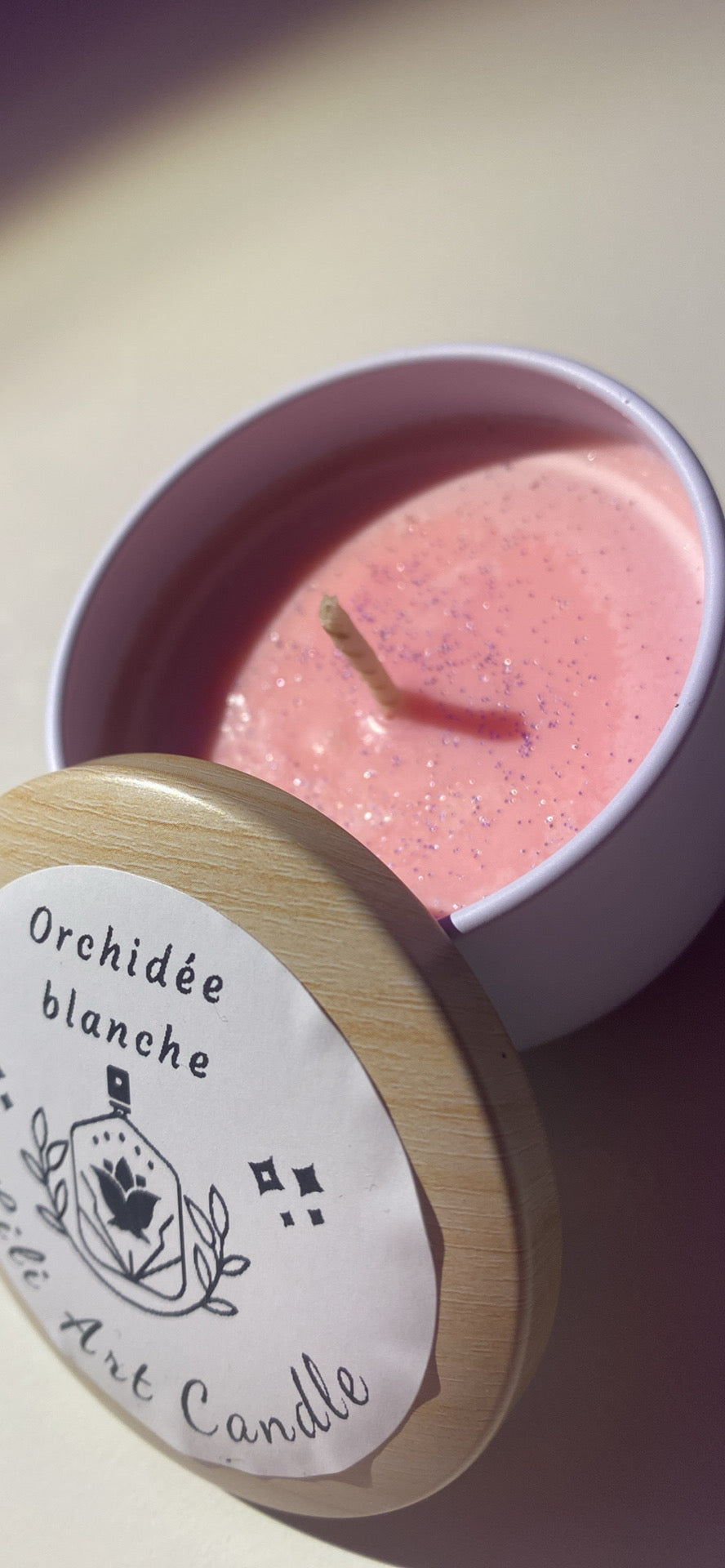 Bougie coulée Orchidée blanche ~75g